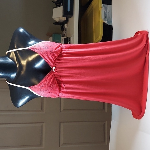 Victoria's Secret Other - Victoria’s Secret Semi Lace Cami Dress Size XS/TP